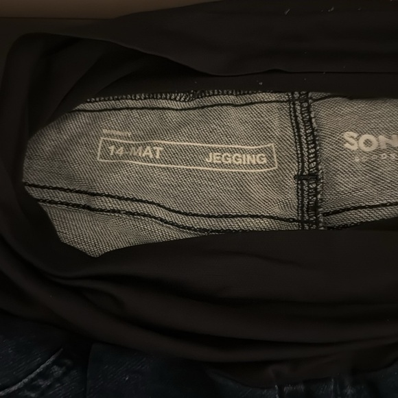 Sonoma Blue Maternity Jeggings - Picture 8 of 10